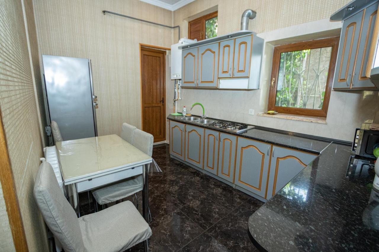 Barnaba Apartment Tbilisi ภายนอก รูปภาพ