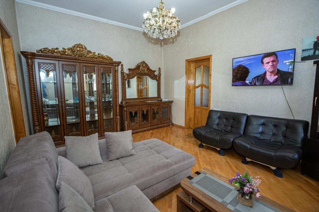 Barnaba Apartment Tbilisi ภายนอก รูปภาพ