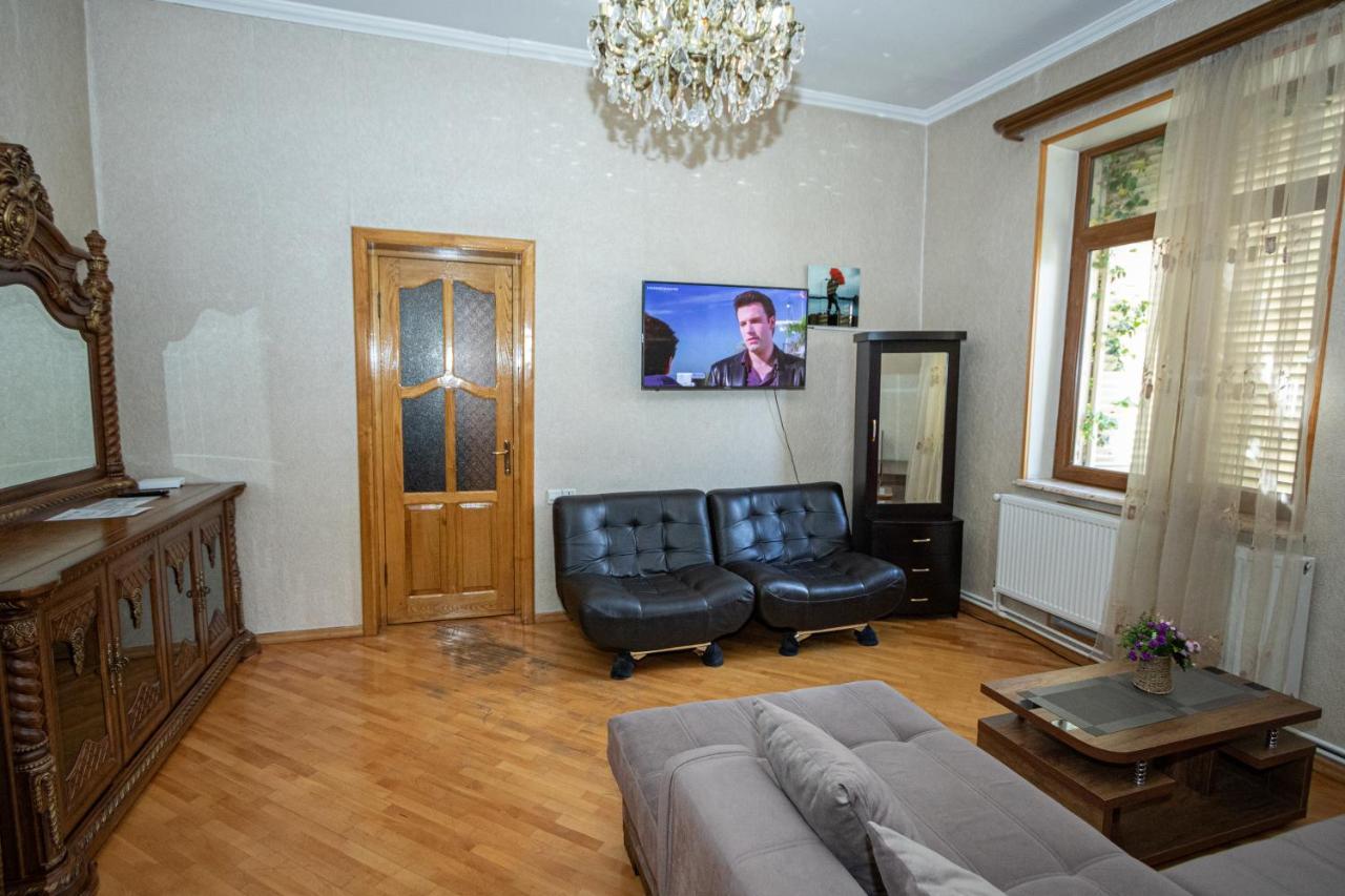 Barnaba Apartment Tbilisi ภายนอก รูปภาพ