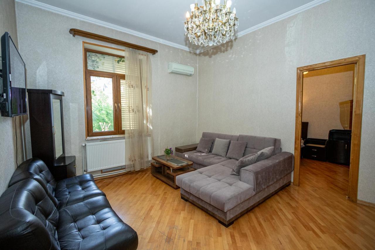 Barnaba Apartment Tbilisi ภายนอก รูปภาพ